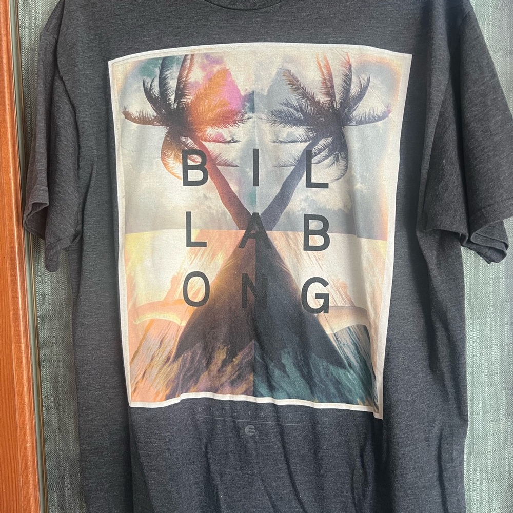 Billabong Gray Palm Tree Graphic Tee